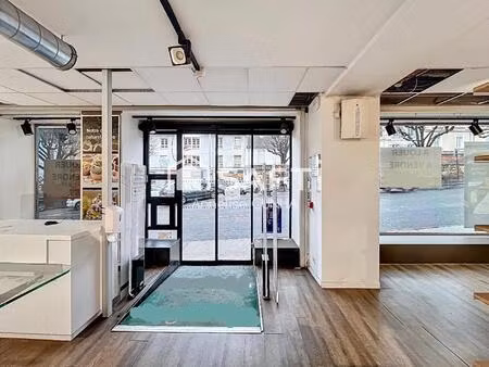 location commerce 11 pièces 423 m² à voiron (38500)