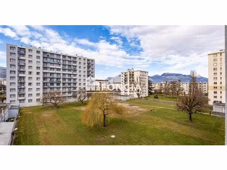 t1 avec cave et cellier