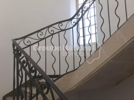 immeuble patrimonial à vendre en centre ville d'arles