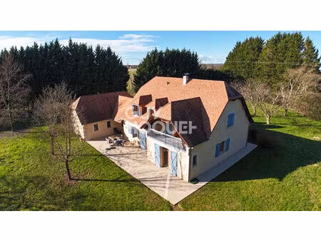 maison pomps - référence 30559