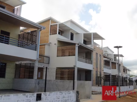 t2 saint gilles les bains