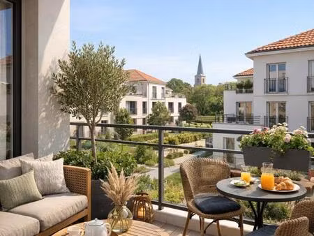 4 pieces lumineux avec balcon