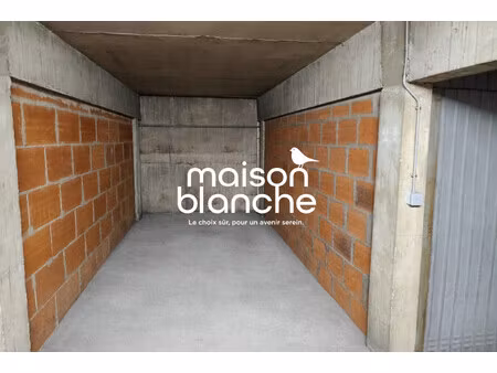 parking palais de justice / jardin des plantes