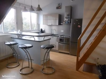 location t3 avec mezzanine – centre-ville