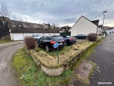 parking 95 m² algrange