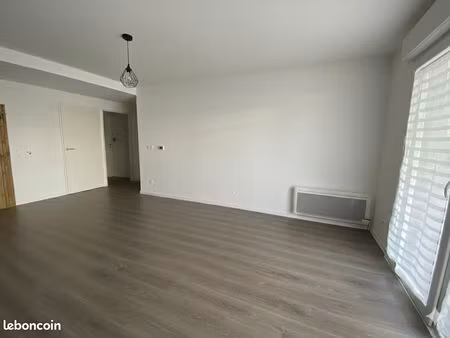 appartement 3 pièces 77 m²