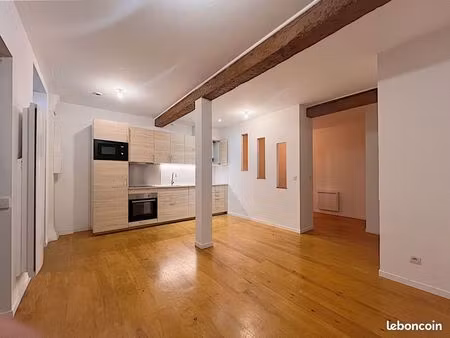 place dupuy - t1bis - 35 m² - rénové