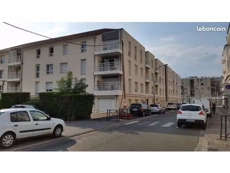 a louer t2 trappes (gare)