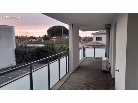 3 pièces parfait état proche commodités