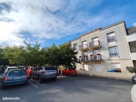 t2 - résidence fermée et sécurisée