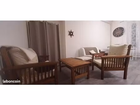 très beau studio meublé avec cave à royat