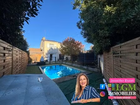 villa de plus de 90 m2  garage environ 17 m2   jardin  piscine à lunel