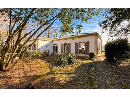 maison dompierre-sur-mer m² t-6 à vendre  560 000 €