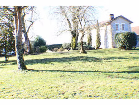 uchacq et parentis (40) maison familiale 7 pièces de 188 m2