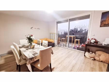 grand appartement de type 4