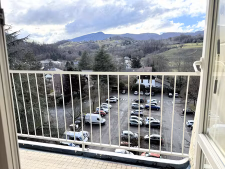 cognin  proche toutes commodités  lumineux t4 en étage élevé