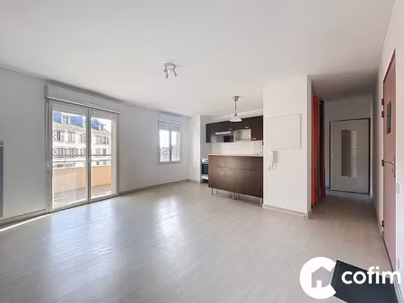 tarbes - t2 avec grand balcon – résidence récente