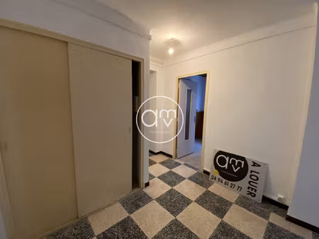 à louer t3 toulon  haut de saint-jean