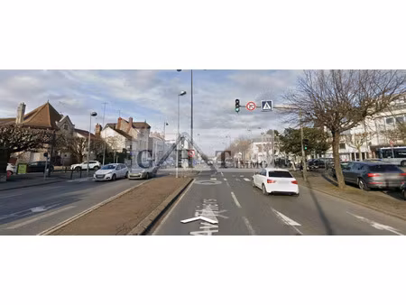 a vendre 387 m² entrepot bureaux - commercial a melun