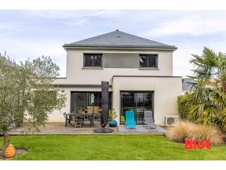 exclusivite -maison contemporaine 4 chambres de 120 m2 à irodouer