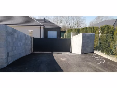 maison récente serres castet