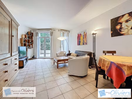 maison de ville - voisins centre village 5 pièce(s) 113.65 m2