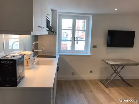 magnifique t2 meublé refait neuf