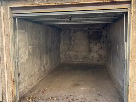 garage à louer