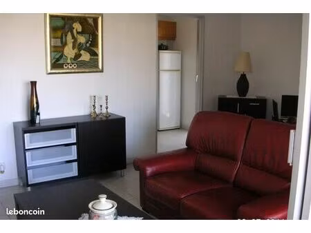 t2 meublé avec balcon et parking - antibes