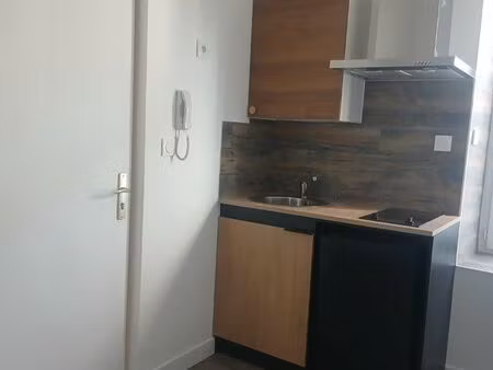 studio de 13 m2 refait à neuf