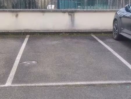 parking à louer