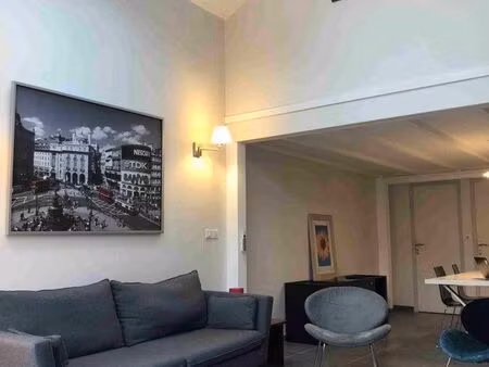 location meublée maison t3 esprit ‘’loft’’ caudéran 72m²