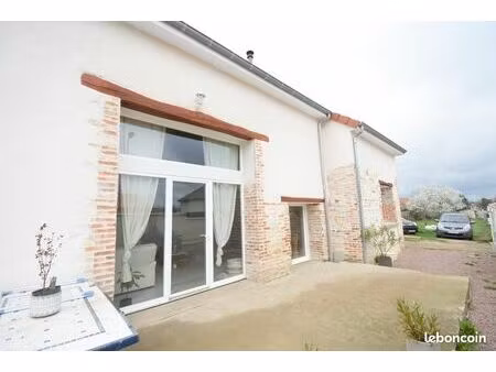 belle longère entièrement rénovée