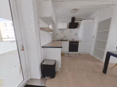 bel appartement f4 à louer avec ascenseur