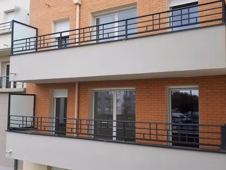 location appart 2 pieces 44 m² à corbeil 690 euros (hors charges)