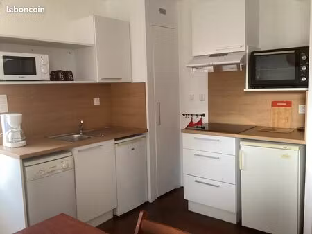 location meublé centre st denis la chevasse