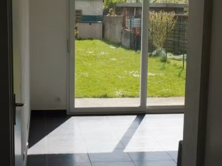 location t2 duplex idéal célibataire