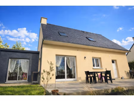 vente maison à ergué-gabéric (29500) : à vendre / 105m² ergué-gabéric