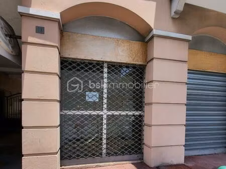 local commercial de 50 m² à saint-denis