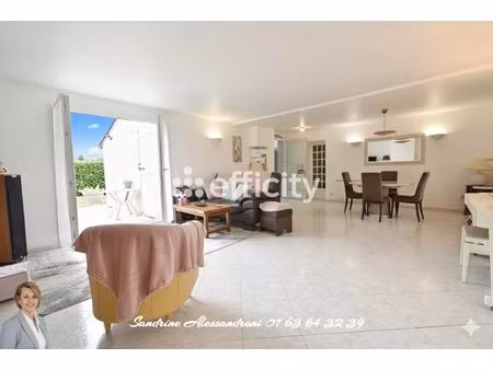 maison 5 pièces - 150 m²