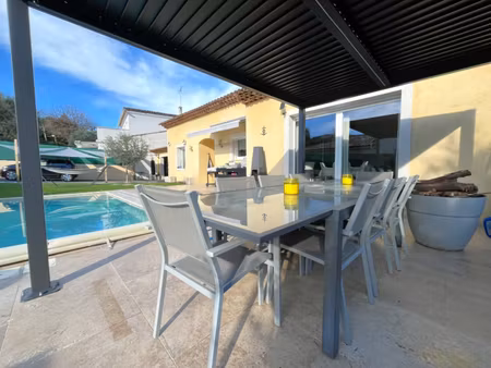 villa la gaude 6 pièces 240 m2 avec piscine et jardin