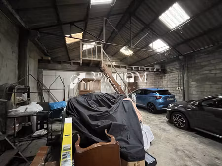 saint-nazaire centre  médiathèque.