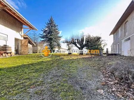 vente maison 8 pièces 300 m2 à montcarra