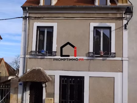 vente maison 5 pièces 132 m² à ainay-le-château (03360)  68 000 €