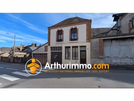 maison de ville 3ch sans travaux+ cour et garage