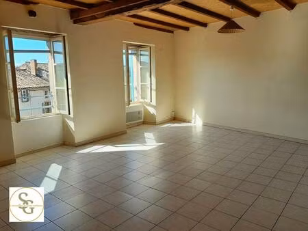 location appartement 2 pièces 58m² cordes sur ciel 81170