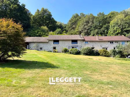 maison 9 pièce(s)  bujaleuf