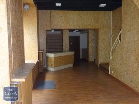 location local commercial carcassonne 11000