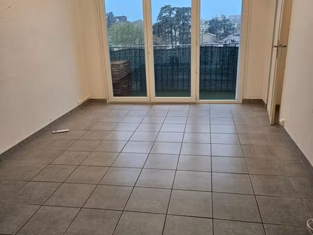 location appartement 3 pièces 52m² romans sur isere 26100