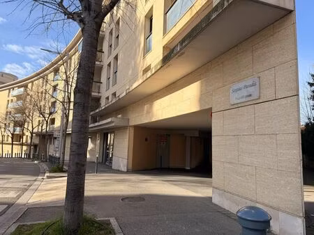 vente appartement 2 pièces 48 m² aix-en-provence (13100)